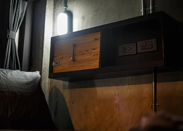 Hostel Episode 11