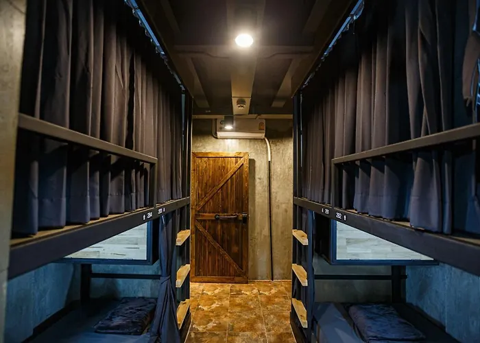 Episode 11 Hostel Bangkok